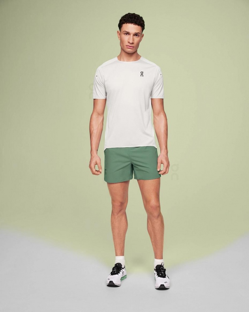 Short On Cloud Essential Hombre Verde Oliva | MX 3689HK