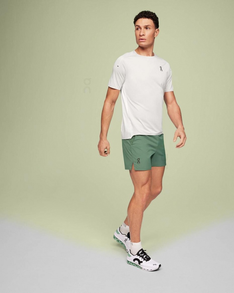 Short On Cloud Essential Hombre Verde Oliva | MX 3689HK