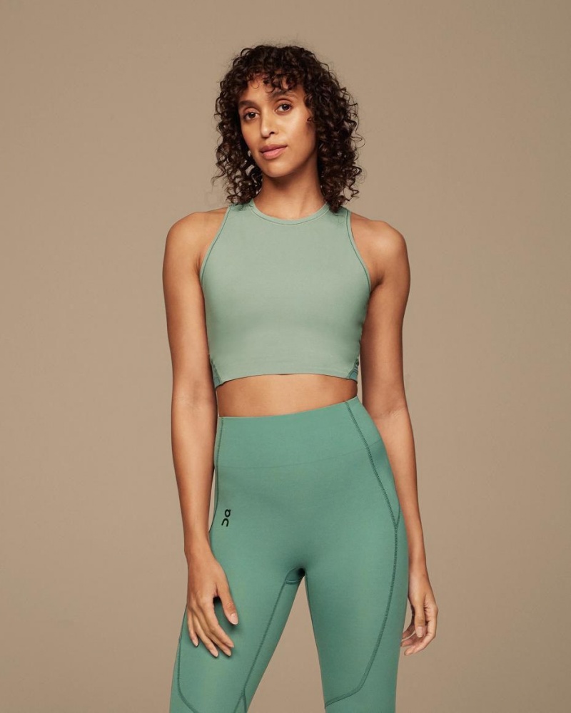 Tank On Cloud Movement Crop Mujer Verdes | MX 3157VD